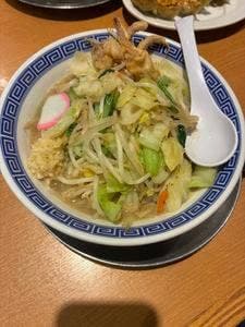 東京タンメン トナリ 稲毛山王店