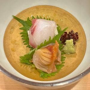 貴山