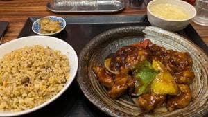 chinese restaurant 華や 江坂店