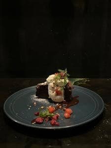 アナログ カフェ ラウンジ トーキョー