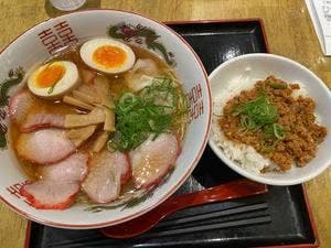 元町ラーメン 天華 港山下店
