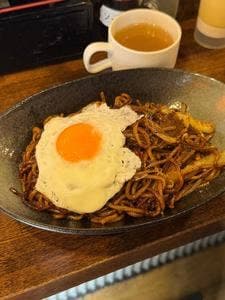 鉄板やきそば・酒場しぶやき