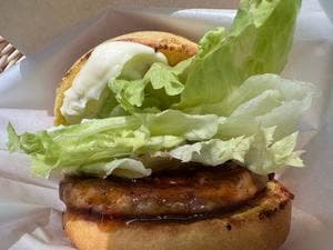 FRESHNESS BURGER 福岡空港店