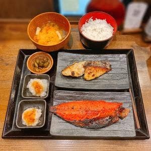 しんぱち食堂 新宿御苑店
