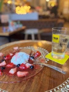 YOLO cafe & shisha 赤坂店