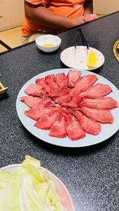 焼肉どんとこい