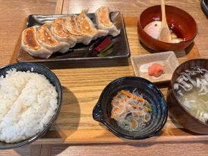 肉汁餃子のダンダダン 田町店