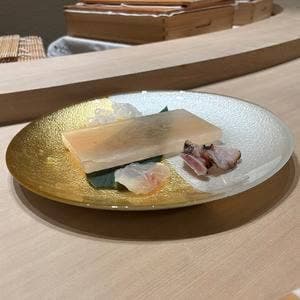 鮨こいづみ