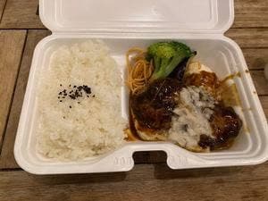 山本のハンバーグ MeatBall and Wine 東京ドームシティ