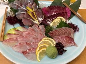 うおざ