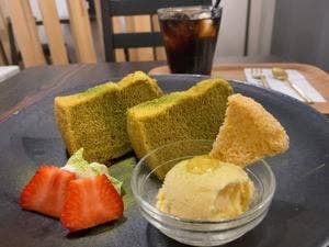 四つ角 Slow Cafe
