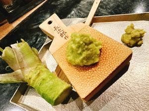 鰻 心艶