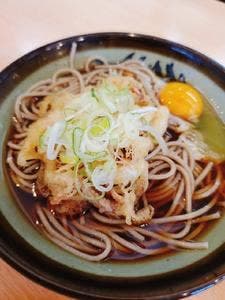 鈴しげ