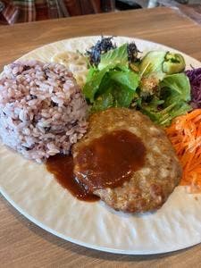 メディバル × タニタカフェ 東府中