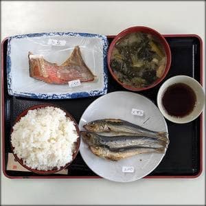 水仲食堂 順路