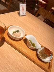 めん、色いろ。いつでも、おやつ。 新宿