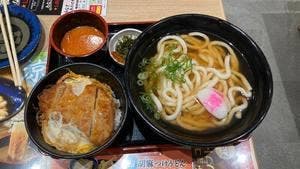 資さんうどん 八千代店