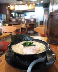 横浜家系ラーメン 春吉家