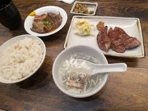 牛たん料理 閣 初恋通り店