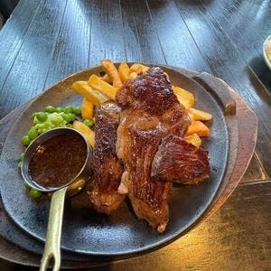 ブッチャー・リパブリック 品川 シカゴピザ & BBQステーキ