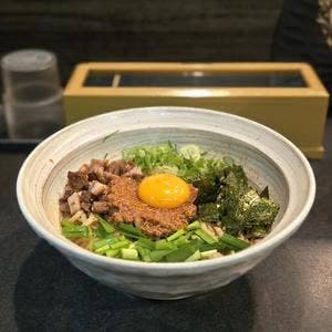 麺喰らう