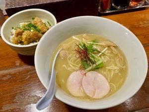 鶏そば みた葉