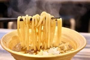台湾まぜそばとカレーうどんのお店 つるりん