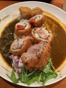 スパイスカレー旬香唐 総持寺店