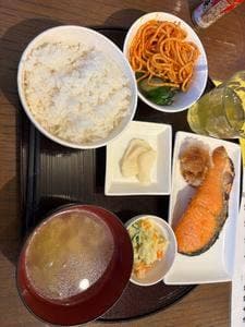 やさか食堂