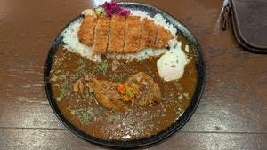 黒岩咖哩飯店