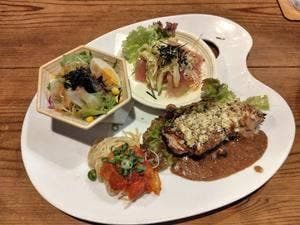 カフェ ド トロン