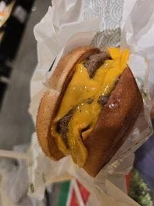 マクドナルド 麻布十番店
