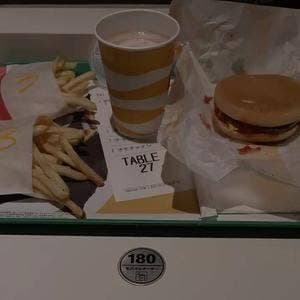 マクドナルド 高田馬場駅前店
