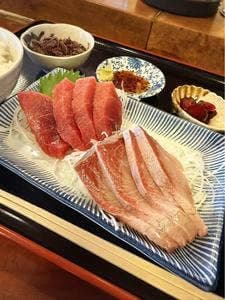 まぐろや