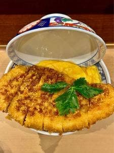 #カツ丼は人を幸せにする 赤坂店