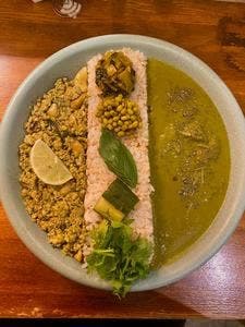 CURRY SHOP エイリアンズ