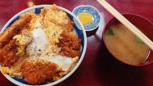 満津田食堂