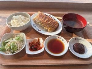 ぎょうざの店 ひょうたん 神戸空港店