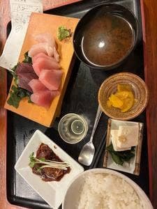 まぐろ食堂 まりん