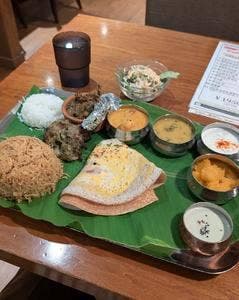 ルシ インドビリヤニ 神保町店