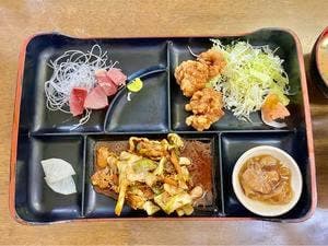 ひがし食堂