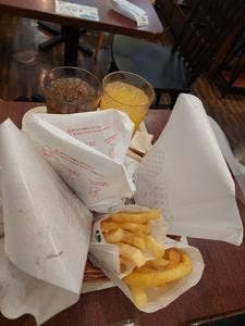 モスバーガー 東急プラザ新長田店