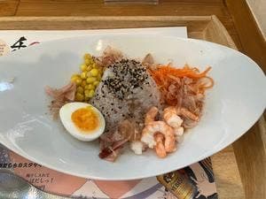 かれいや