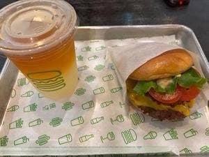 Shake Shack ミナモア広島店