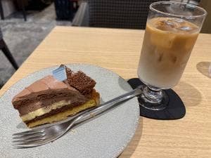 Cafe Renoir 芝大門店