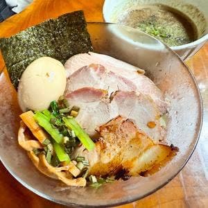 FOOD TRUCKむべ