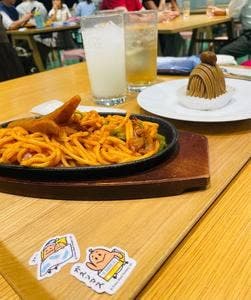 スモールワールズ Museum Cafe