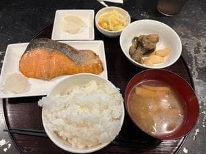 やさか食堂