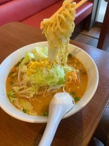 軽食ひまわり よねやハッピーモール店