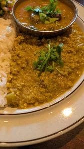 Curry Sings